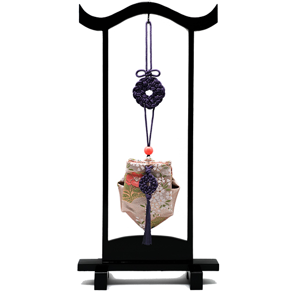 訶梨勒（上品）飾り吊り台セット：紫紐/桜に扇面